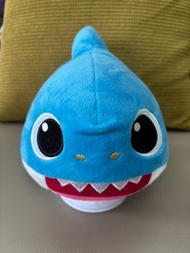 Baby shark 音樂轉動公仔