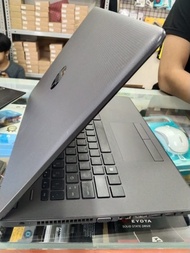 Laptop leptop hp bekas core i5 gen 7 ram 8gb ram 8 gb ssd 1tb bagus