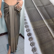 PV06016 ผ้าถุง สีเทา ผ้าแพรวาผ้าไทย ผ้าไหมสังเคราะห์ ผ้าไหม ผ้าไหมทอลาย ผ้าถุง ผ้าซิ่น ของรับไหว้ ของฝาก ของขวัญ ผ้าตัดชุด