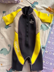 GOMA kid wet suit 2mm橡膠 童裝短袖保暖全身衣  保暖泳衣