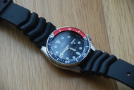 SEIKO SKX009K1 AUTOMATIC 21 JEWELS BLUE DIAL DIVERS 200M