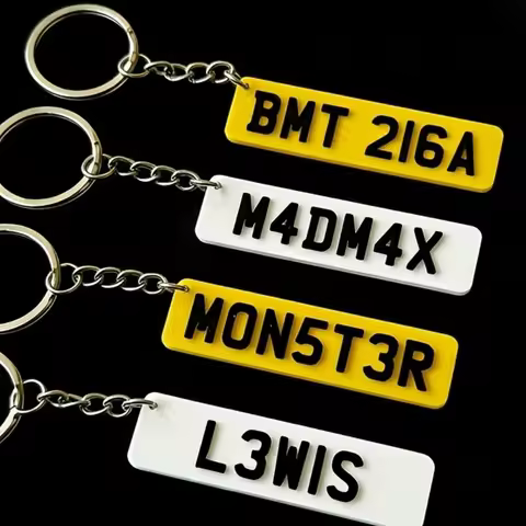 Custom Acrylic Name Keychain Personalized Custom License Plate Keychain Fashionable Keychain Pendant