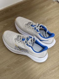 Hoka Mach 6