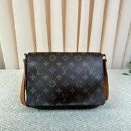 LV路易威登 老花橫版王菲包  經典款 容量適中 日常通勤、休閒百搭 老花手提單肩包