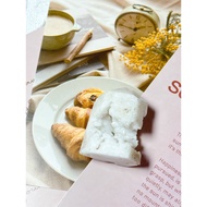 White Agate Accompanying Geode Column (Small) YIAMI