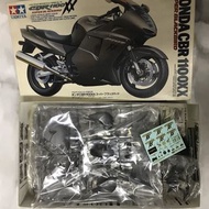 Tamiya 田宮 雙星 1/12 本田 Honda CBR 1100XX 模型 model