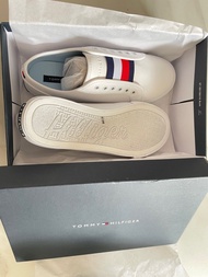 Tommy Hilfiger 白色休閒鞋
