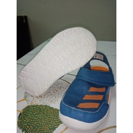 sandal kanak kanak preloved/bundle jenama adidas