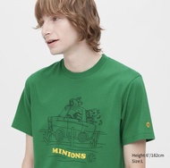 UNIQLO Original UT Minions Car Green 458242 - Kaos Oblong Hijau Pria