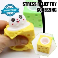 Funny Rabbit Cup Squeeze Toys Stress Relief Pet Cheese Pinch Fun Stress Ball Vent Squirrel Cup O8m8