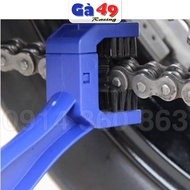 3D sprocket cleaning brush