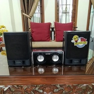 Polytron speaker center 3.5 inch + a pair of 5 inch bookshelf speakers (2 inch tweeters) ex tape com