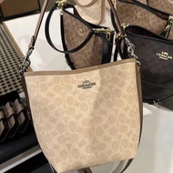 Coâćh พร้อมส่ง กระเป๋าสะพายข้าง/กระเป๋าทรงบัคเก็ตผู้หญิง CT800