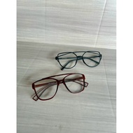Anti-radiation glasses can be worn by men and Wanita BV510