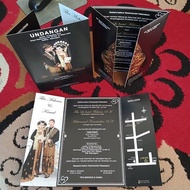 Undangan Pernikahan Custom Wayang Hitam Besar Plus Foto