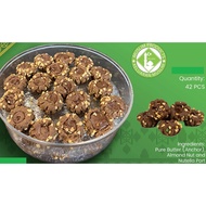 BISKUT RAYA ALMOND LONDON, DOUBLE CHOCOLATE SEA SALT, NUTELLA ALMOND POD, NUTTY ITALIAN, TART BLUEBE