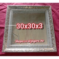Uk dowry frame 30x30x3