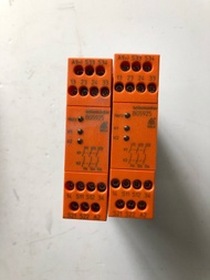 YY SZ Brand new, original and authentic BG5925