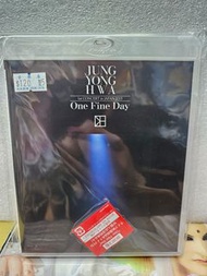 📀藍光碟~鄭容和（JUNG YONG HWA）2015年日本演唱會《One Fine Day》的藍光碟。Blu-ray光碟。