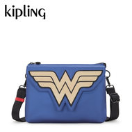 |KIPLING X WONDER WOMAN| Túi Đeo Chéo Crossbody Bag RIRI L FLAP Wonder Blue HUKI6314EU
