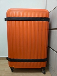 V-ROOX STUDIO 28吋鋁框大行李箱/喼/28inch Aluminum Frame Large Luggage/Baggage/Suitcase （換了全新的金屬啤呤轆，更堅固耐用及非常順