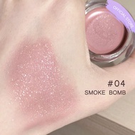 อายแชโดว์ครีม Sugarlit 04 SMOKE BOMB น้ำหนัก 4.5 กรัม โทนสีชมพูนู้ดความอิ่มตัวต่ำ ชมพูฟุ้งๆ - เนื้อแ