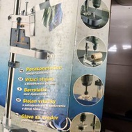 全新品 - 電鑽台一套，連配件