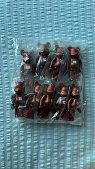 Bearbrick 100% series 35 字母set全套