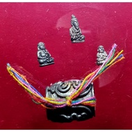 反弹术魔法符管鲁士、善加仔、龙婆银

Takurt ton,sankaicai,

Lersi,lp ngern 

Wat rai 

Lp deang 龙婆登

佛历be 2551