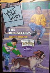 兒童英文讀本The Pet Sitters  by Ellen Schecter