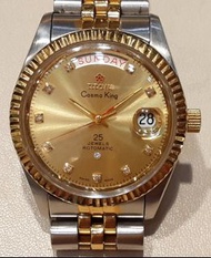 Titoni Cosmo King 25 Jewels 星期日暦腕錶
