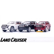 DIECAST Mobil Toyota Land Cruiser Skala 1:24 Miniatur Mobil Mainan Pajangan 1:24 Land Cruiser LC300 