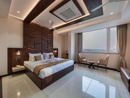 Golden Leaf Resort