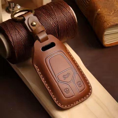 Leather Car Key Case Cover For Audi A4L A5 Q7 TT TTS A3 A4 B9 A6 A7 4K A8 E-tron Q5 Q8 C8 D5 SQ8 Car