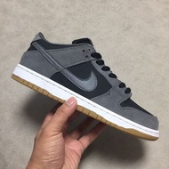Nike SB Dunk Low Pro