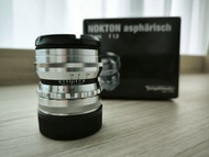Voigtlander 50mm f1.5 Nokton