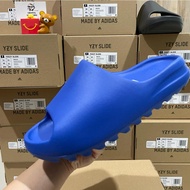 Yeezy Slides "Azure"