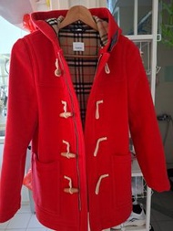 Burberry 紅色牛角扣外套