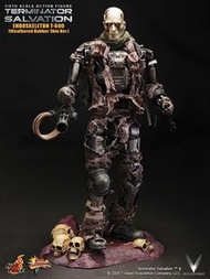 hottoys  MMS104 Terminator Salvation Endoskeleton T-600