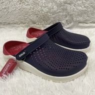 Crocs LiteRide Clog รองเท้าคร็อคส์รุ่นฮิตได้ทั้งชายหญิงรองเท้าแตะ Crocs ผลิตจากยางอย่างดีนิ่มเบาไม่ลื่นใส่สะอาดเท้า