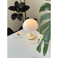 Mushroom 2024 Creamy Atmosphere Night Master Bed Retro Danish Creative Style Bedroom Table Lamp Beds