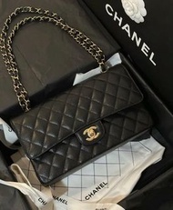 Chanel classic flap medium 荔枝皮黑金 cf25