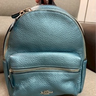 coach輕巧後背包