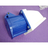 3 point industrial wall socket