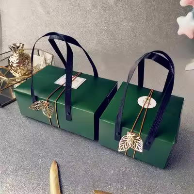 10Pcs/lot Creative Gift Box Green forest Paper Boxes Nougat Cookies Tote Bags Wedding Chocolate Cake