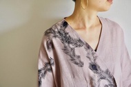 麻/Haori 暗淡粉紅孔雀羽毛