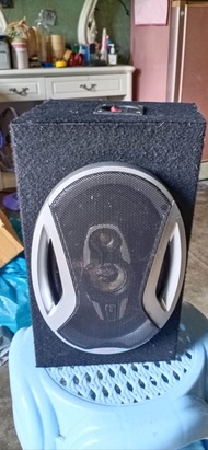 ลำโพง 6x9  พร้อมตู้   ( 1ตัว )   เสียงดี ครับๆ