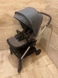 NUNA triv 超輕輕量型 雙向 嬰兒車bb車兒童手推車 baby stroller可單手收車 （newborn新生兒 初生可用）
