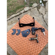 Gl100 SEAT HINGE / GL100 SEAT LOCK / GL100 SEAT PER