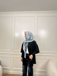 ผ้าคลุม “Feel The Breeze” New Collection คอลเลคชั่นนี้ได้รับแรงบรรดาลใจมาจากคำว่า “Breeze” ที่แปลว่า